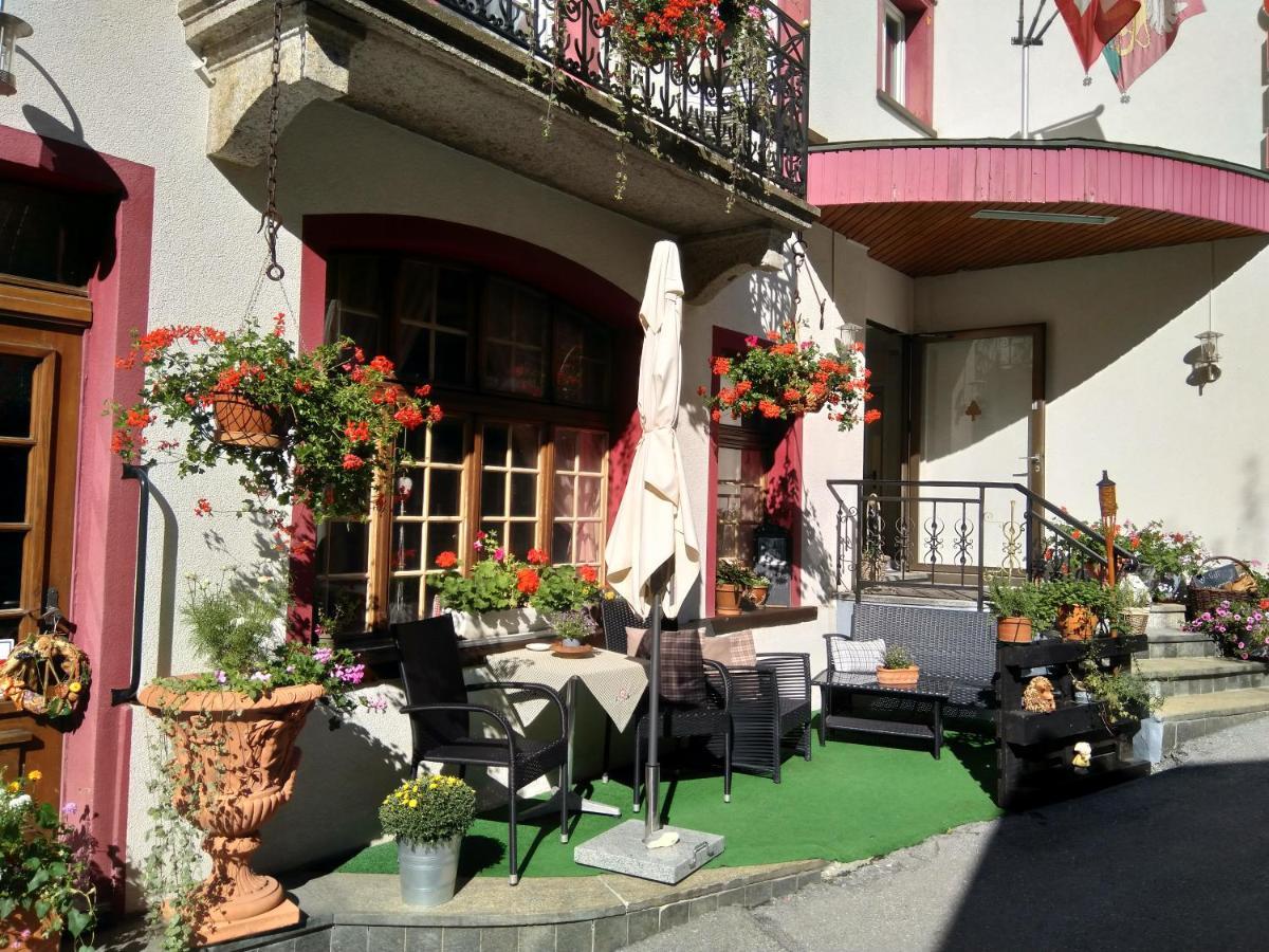 Hotel Restaurant Escher Leukerbad Eksteriør bilde