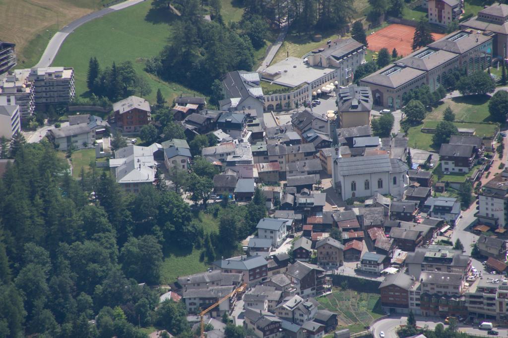 Hotel Restaurant Escher Leukerbad Eksteriør bilde